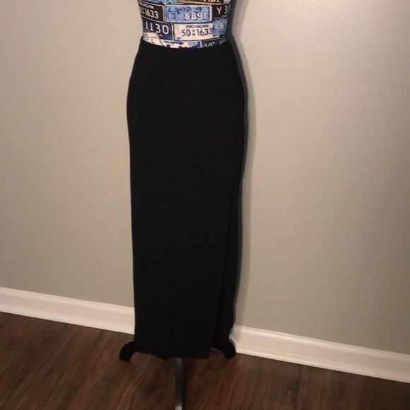 100% wool maxi skirt - Picture 2 of 3